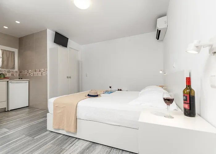 公寓式酒店 Azur Mare Naxos 4*