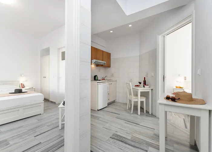 Azur Mare Naxos Naxos City