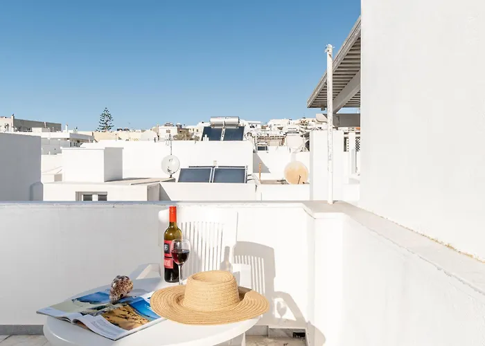 Azur Mare Naxos Aparthotel 3*